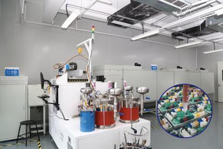 Automatic glue filling machine